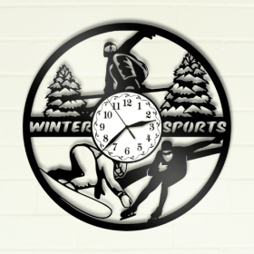 Ceas cadou cu sporturi de iarna: schi, snowboard, patinaj